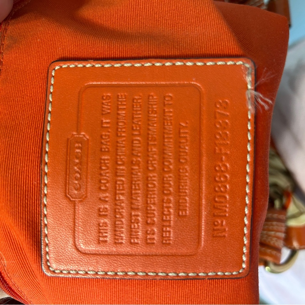 Coach Straw Tote - Picture 10 of 15